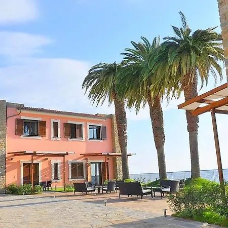 Sleeps 3 Air Con *