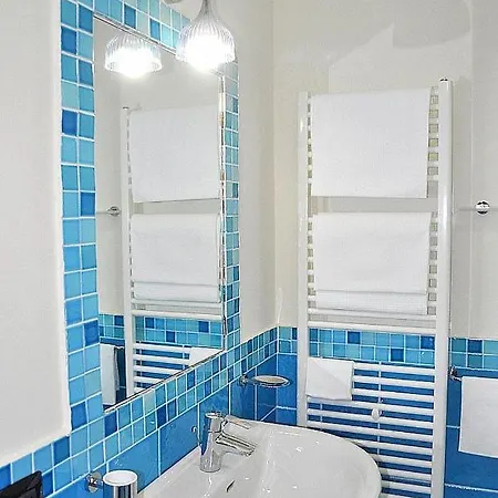 Lejlighed Sleeps 3 Air Con Acciaroli