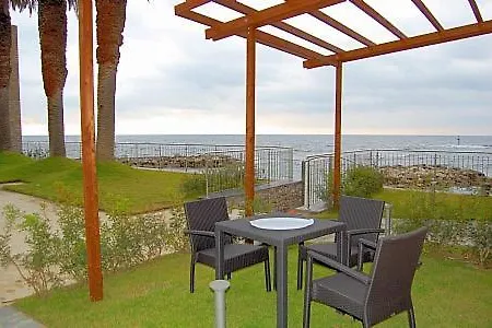 Sleeps 3 Air Con Acciaroli
