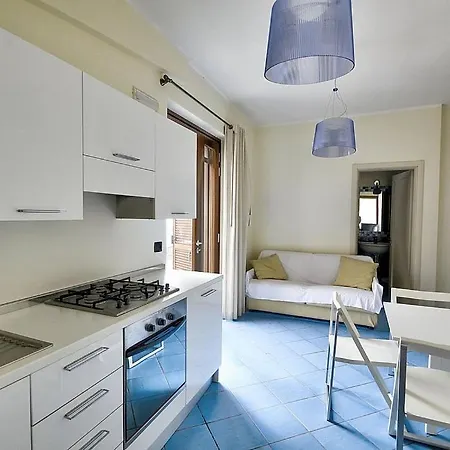 Sleeps 3 Air Con Lejlighed Acciaroli
