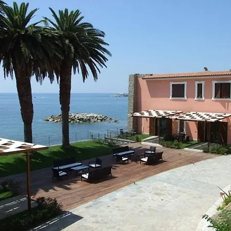Lejlighed Sleeps 3 Air Con
